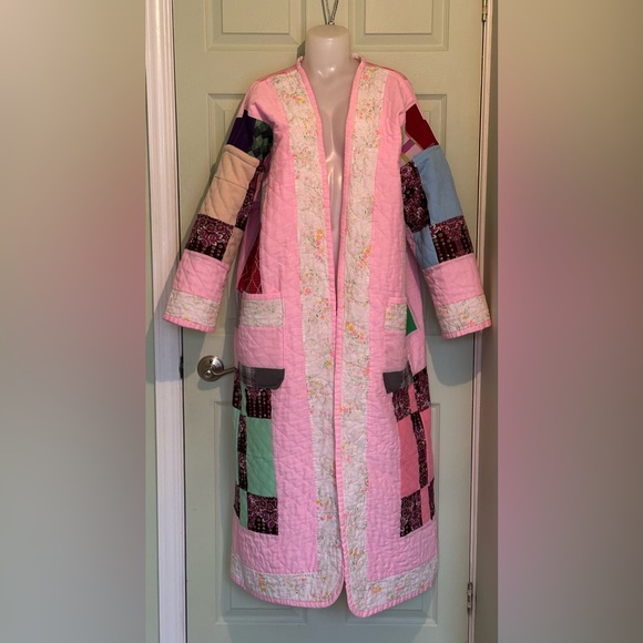 HANDMADE Vintage Quilt Coat - Size Large - Picture 2 of 6
